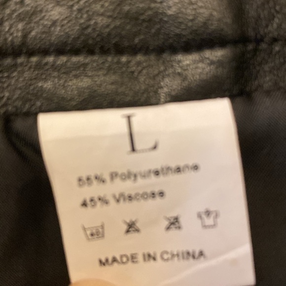 Mini Skirt Black Faux Leather LARGE - Picture 4 of 7